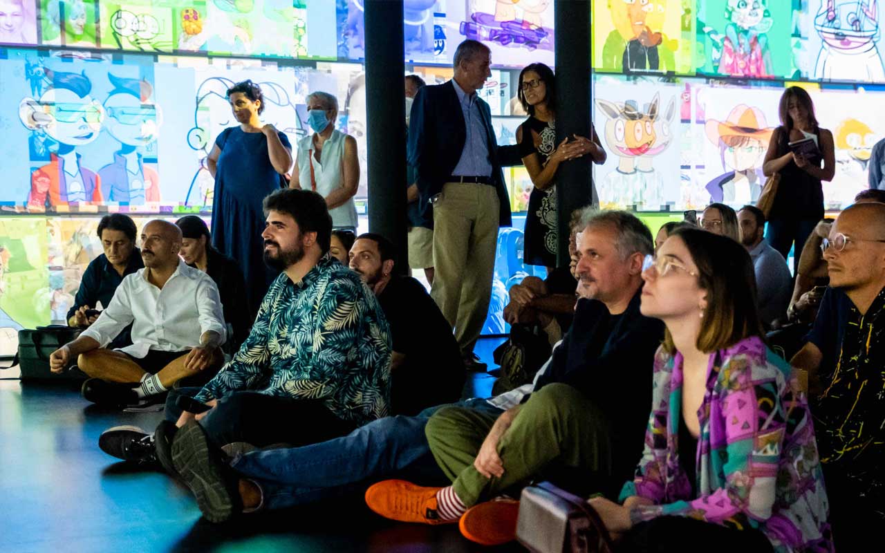 Understanding the Invisible - Immersive NFT Data Visualization at MEET Milan